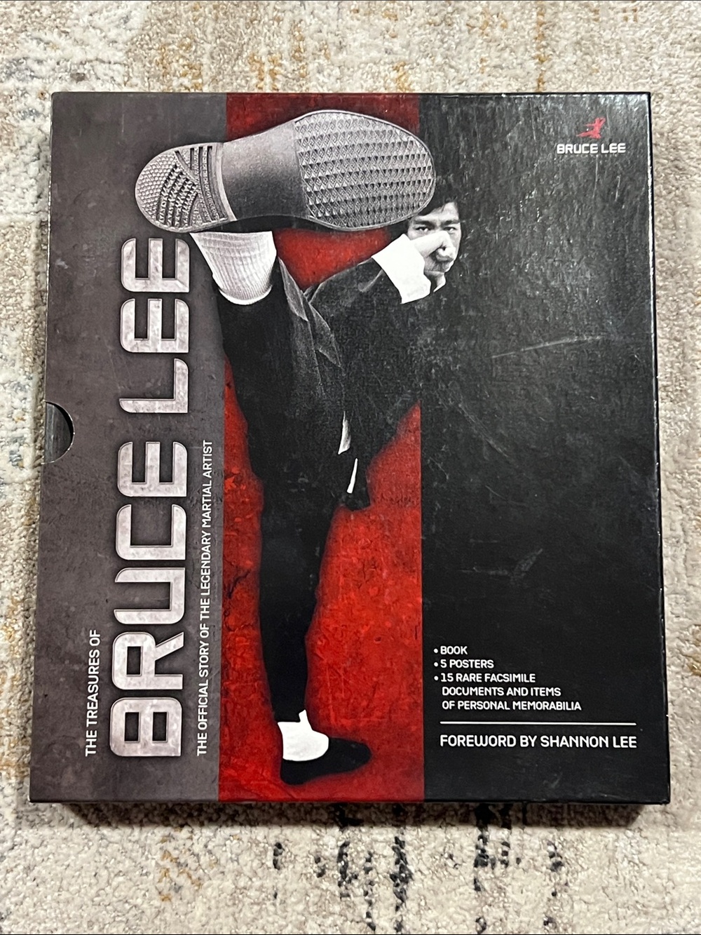 The treasures of Bruce Lee official story posters memorabilia COMPLETE z32